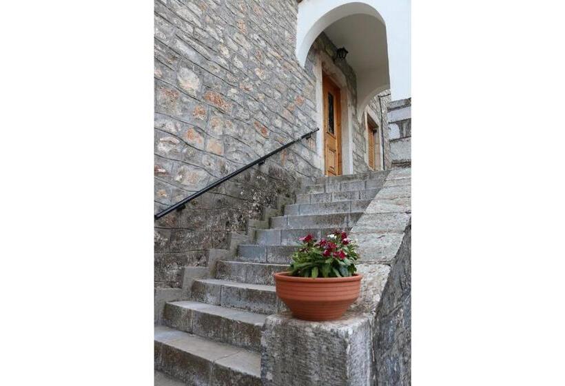 펜션 Maleatis Apollo Guesthouse