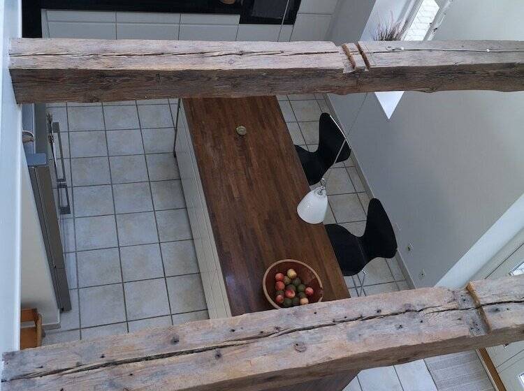 ペンション Midtgolf Guest House