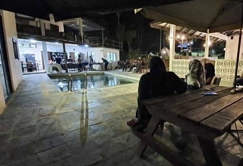 פנסיון Nana S Homestay