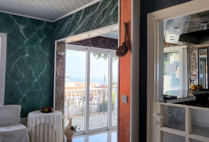 Пансион One Private Studio Full View