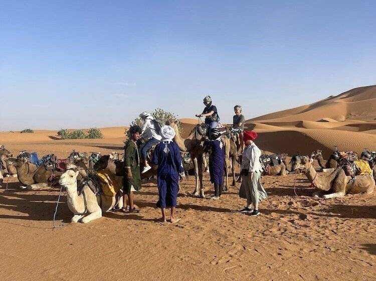 پانسیون Merzouga Brirly Camp