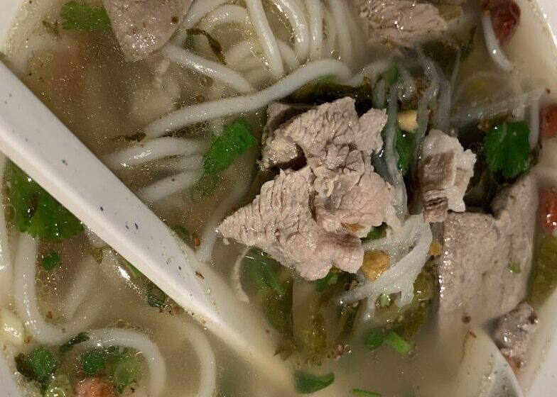 펜션 Sanya Jinji Liyuan Guesthouse