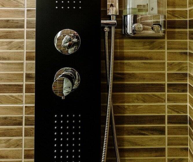 פנסיון Sea View Studio With A Barbecue Area On The Terrace Of The Building A Smart Tv