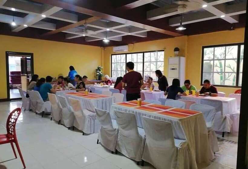 پانسیون Serge Kafe Apartelle