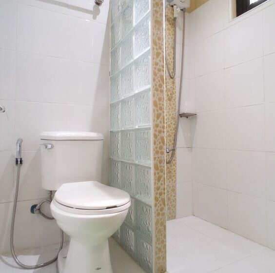 پانسیون Serge Kafe Apartelle