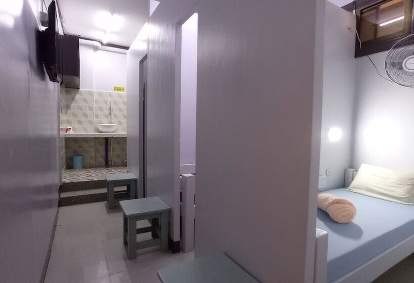 پانسیون Serge Kafe Apartelle