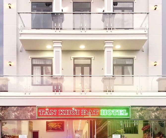 پانسیون Tan Khoi Dat