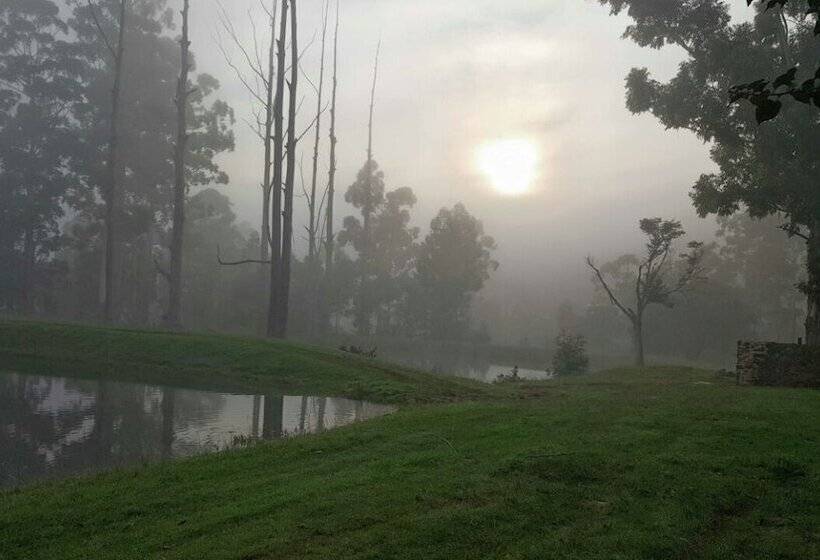 פנסיון Troutways Private Retreat