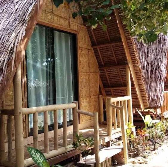 Premiere Haven Hostel Siargao