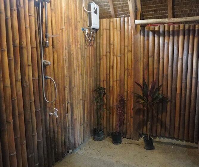 Premiere Haven Hostel Siargao