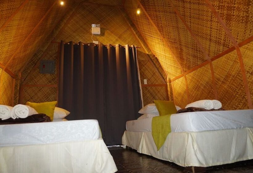 Premiere Haven Hostel Siargao