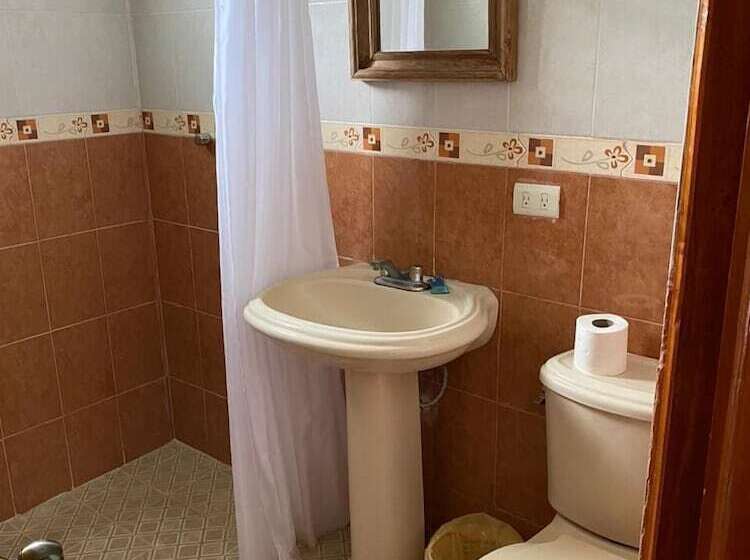 Rancho Hotel El Carmen