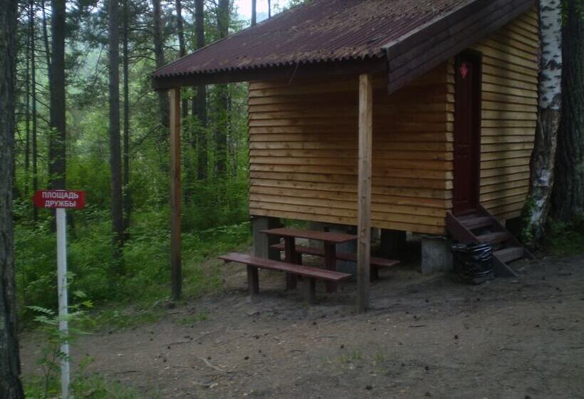 منتجع Chale Priskalny