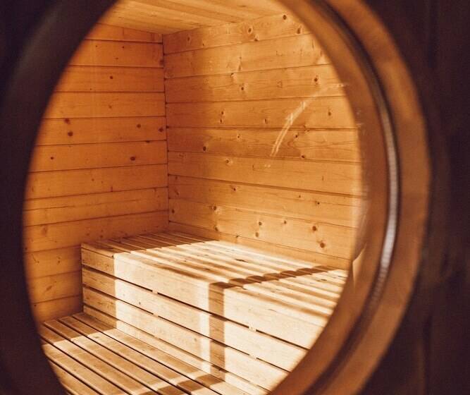 استراحتگاه Skårungen   Hotel, Cabins And Camping