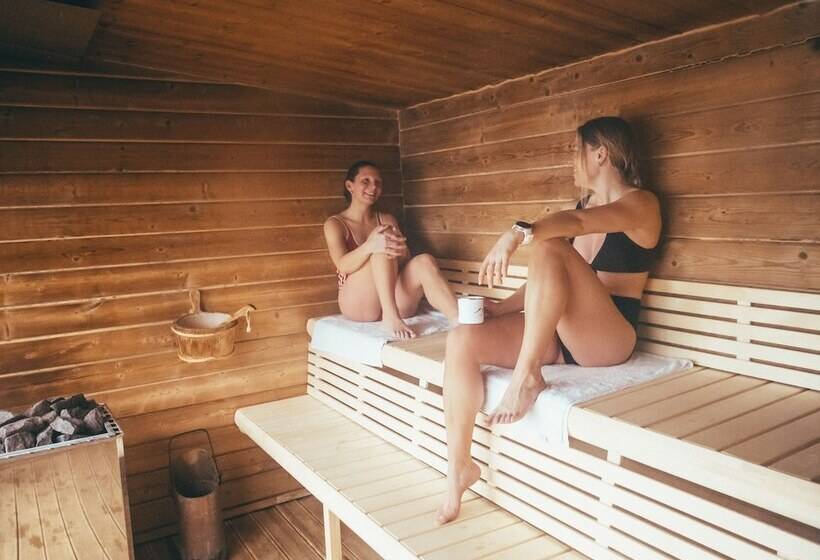 استراحتگاه Skårungen   Hotel, Cabins And Camping