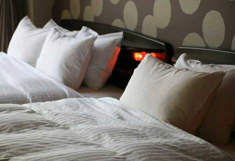 ریوکان Hitoyoshi Onsen  Kumamura