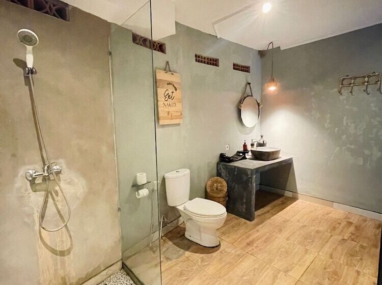 The Jungle Hostel Canggu