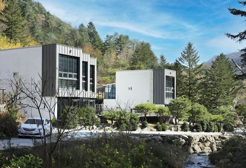 Gapyeong Aileen Pension