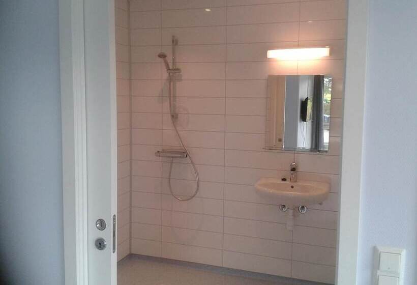 ユースホステル Lunde Vandrerhjem