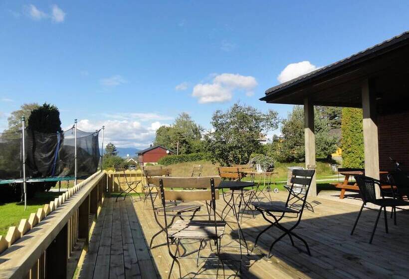 ユースホステル Lunde Vandrerhjem