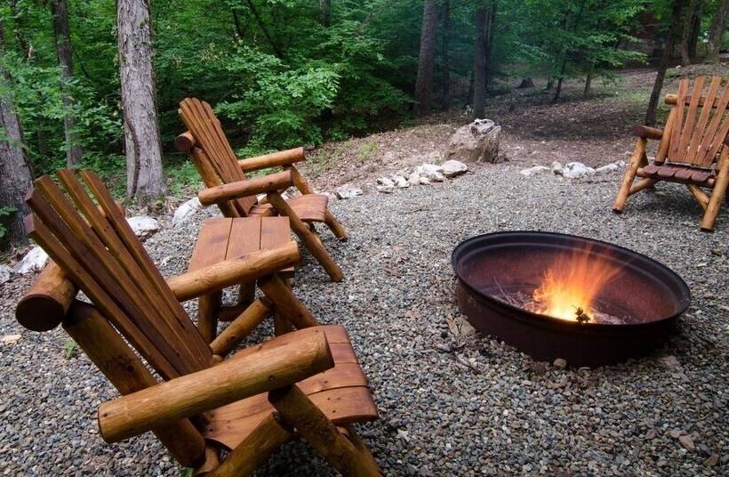 Arabella Cozy Nest With Hot Tub And Fire Pit In The Backyard By Redawning