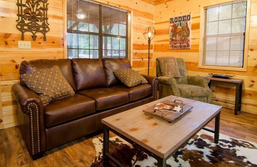 Arabella Cozy Nest With Hot Tub And Fire Pit In The Backyard By Redawning