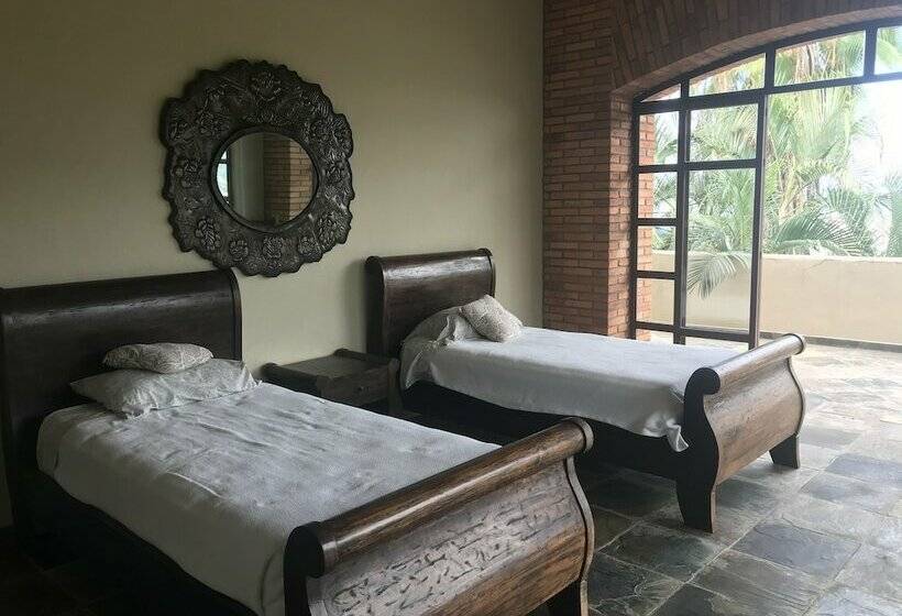 Artes Bed & Breakfast