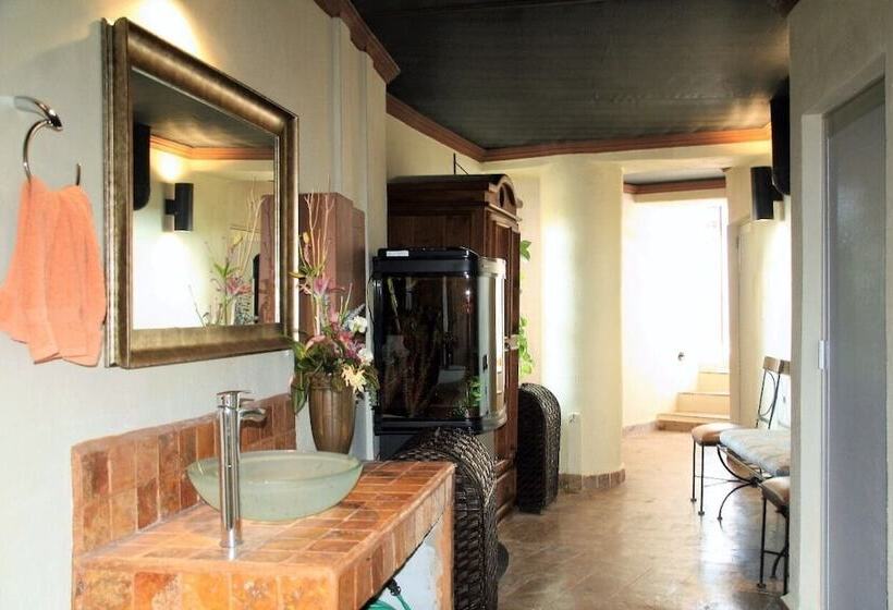 Artes Bed & Breakfast