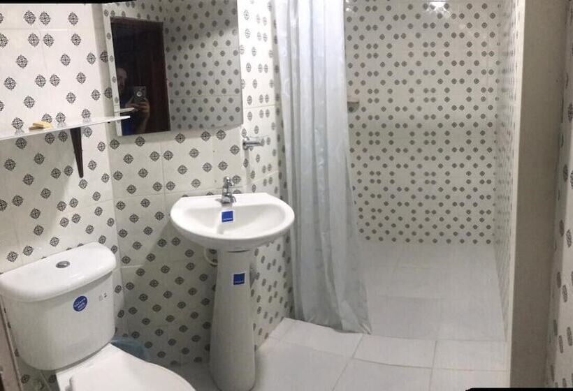 ベッドアンドブレックファースト Eco Hotel Villa Diana