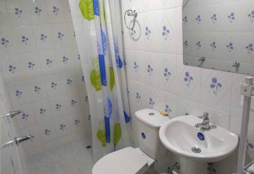 ベッドアンドブレックファースト Eco Hotel Villa Diana