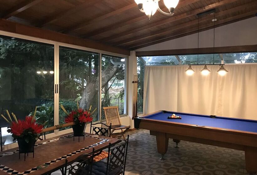 مبيت وإفطار Casa Vista Del Rio