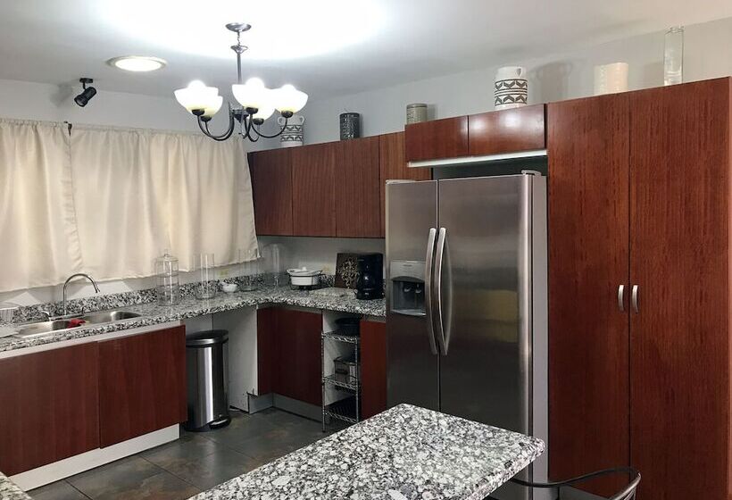 مبيت وإفطار Casa Vista Del Rio