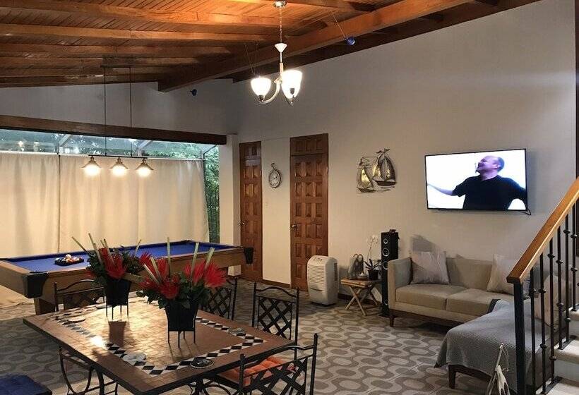 مبيت وإفطار Casa Vista Del Rio