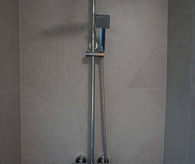 تختخواب و صبحانه Dugneberg