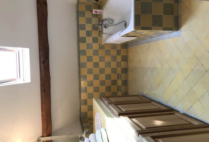 مبيت وإفطار Les Bruyères