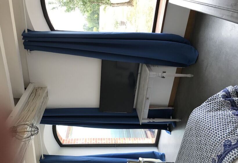 مبيت وإفطار Les Bruyères