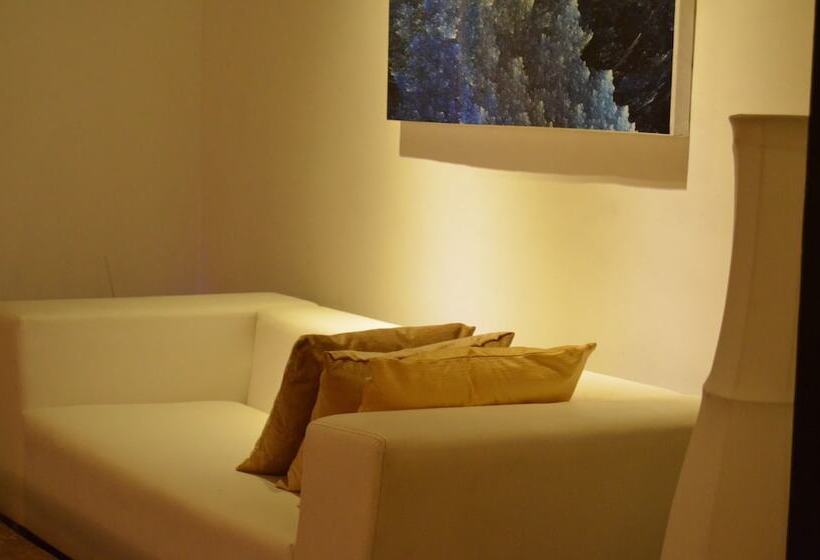 민박 Loversleap Cottage