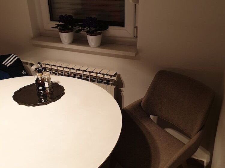 צימר Maleni Stan