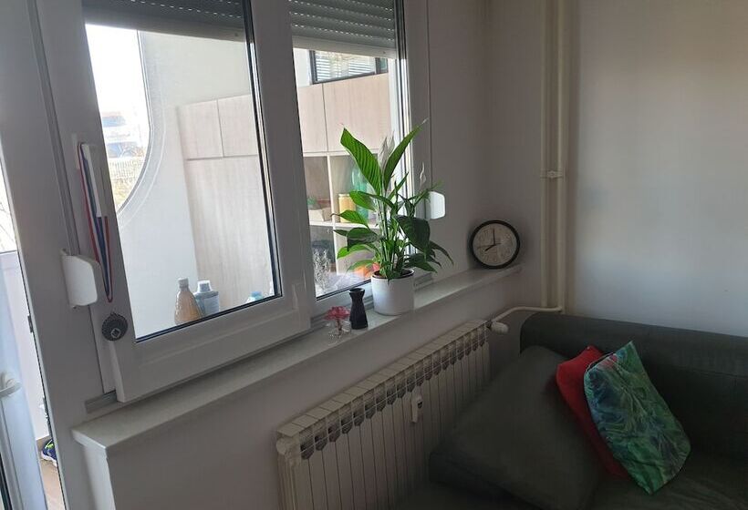 צימר Maleni Stan