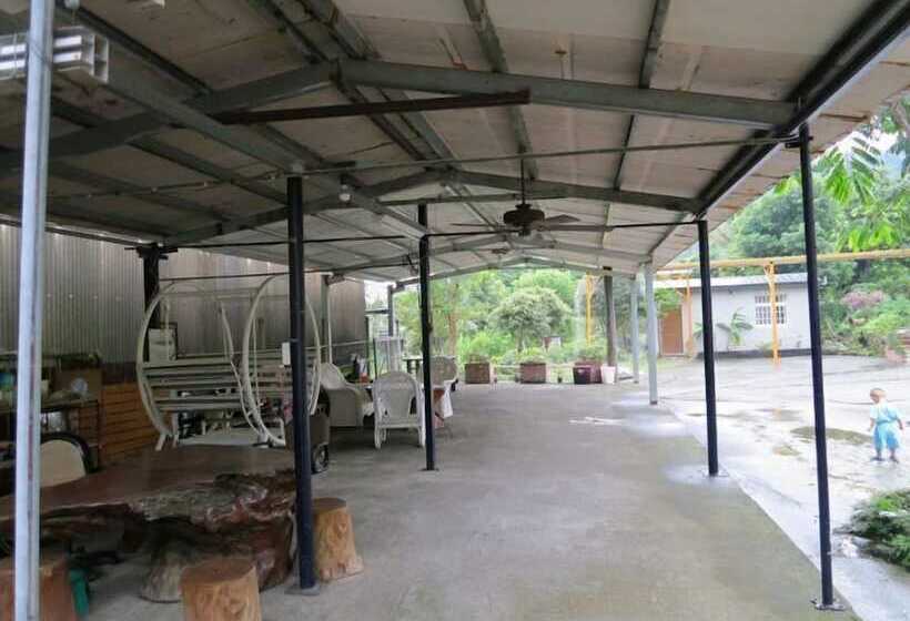 تختخواب و صبحانه Xiangcun Homestay