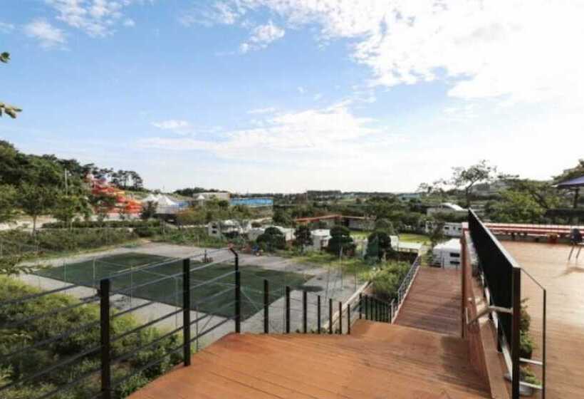 Buan Byeonsan Resort Pension