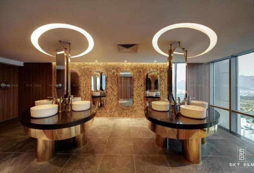 Capital Panorama Apartment