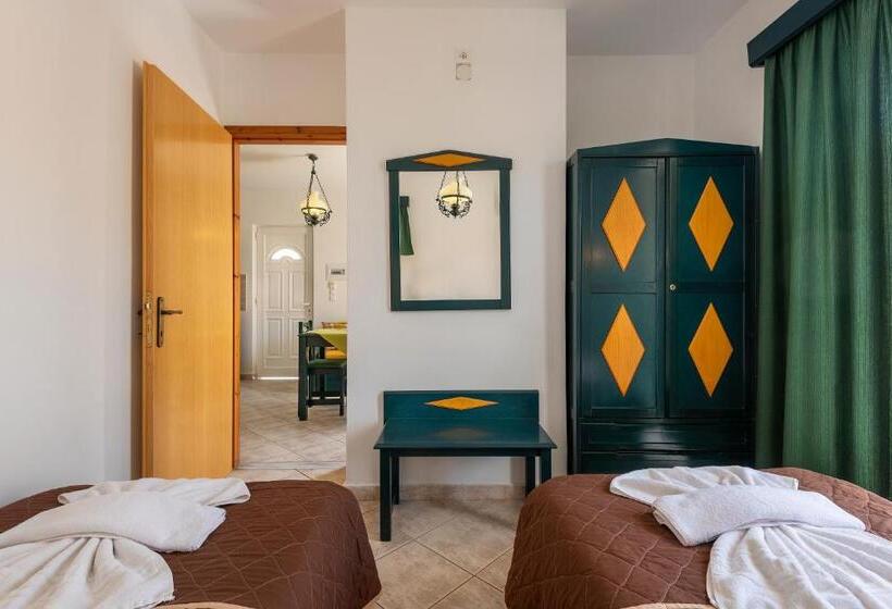 Cirillo Family Hotel Christinas Studios