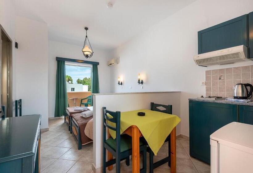 Cirillo Family Hotel Christinas Studios