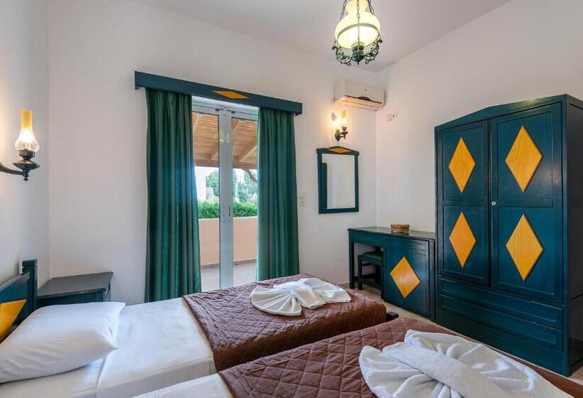 Cirillo Family Hotel Christinas Studios