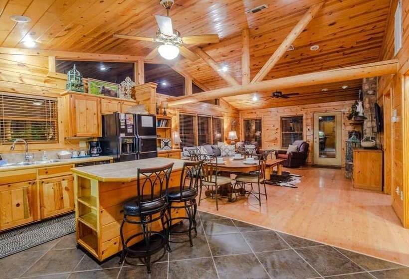 Crooked Pine Cabin With Swing And Hot Tub On The Deck By Redawning