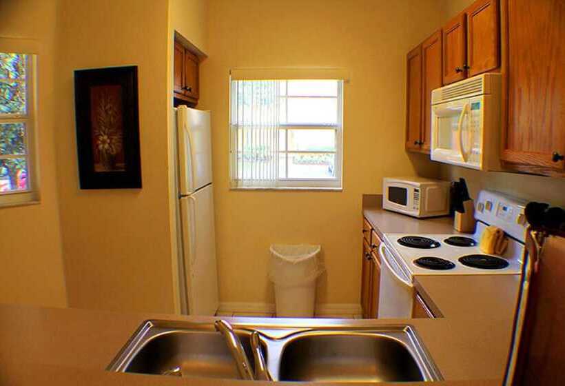 Emerald Island Ru104