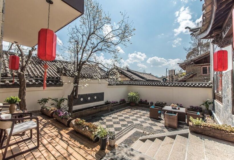 Floral Hotel Yun Xi Lijiang