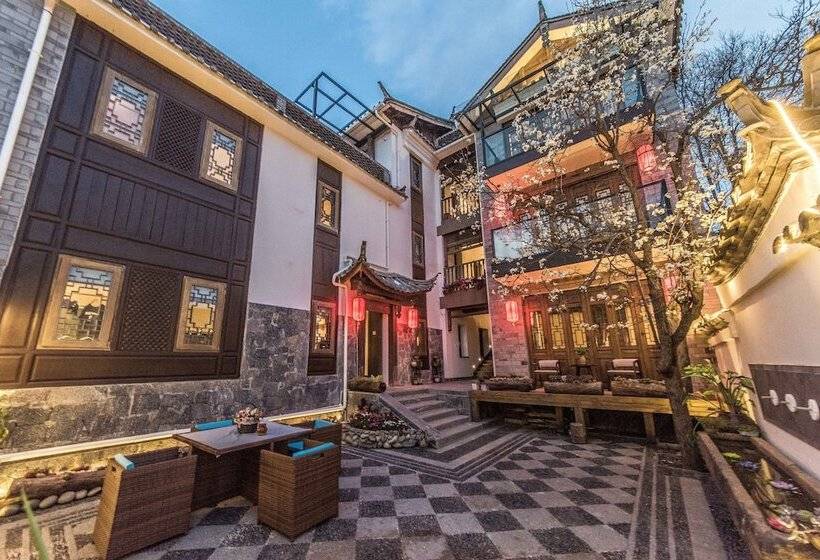 Floral Hotel Yun Xi Lijiang