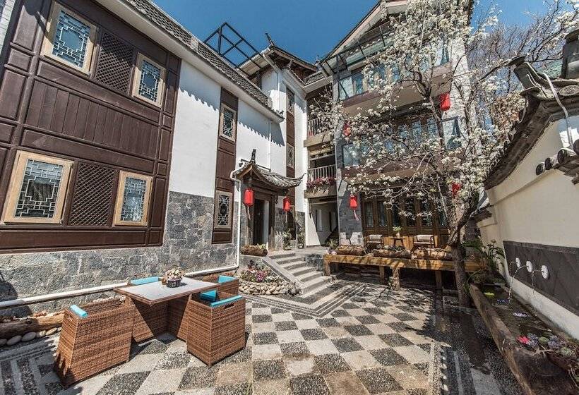 Floral Hotel Yun Xi Lijiang